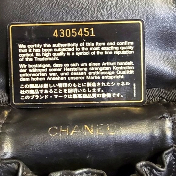 Authentic CHANEL Black Lambskin Leather Vanity Case - Picture 13 of 14